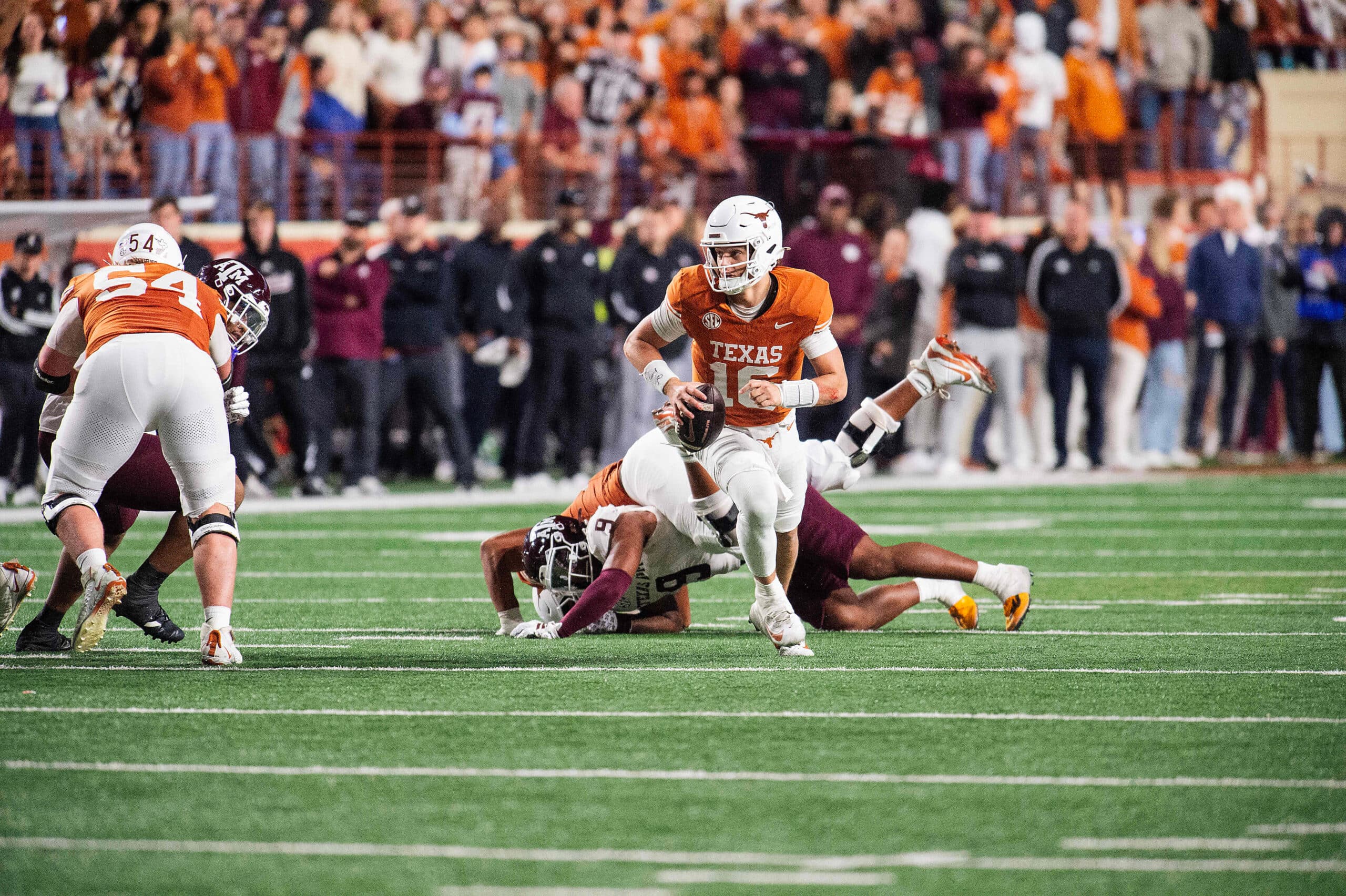 2027 NFL Mock Draft: Titans Land Jeremiah Smith at No. 1 as Jets Trade up for QB